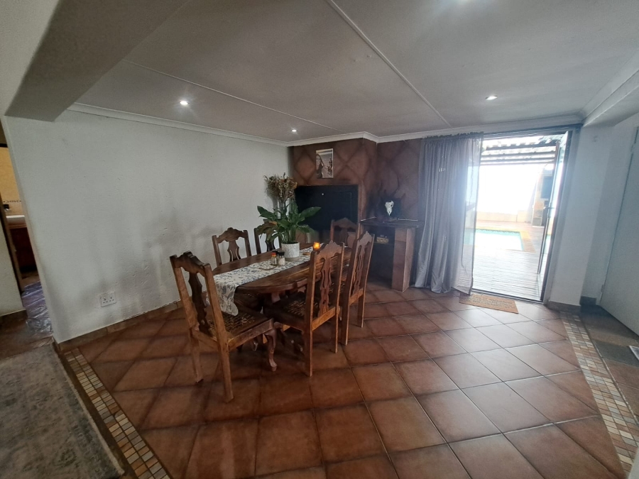 To Let 3 Bedroom Property for Rent in Safari Gardens North West